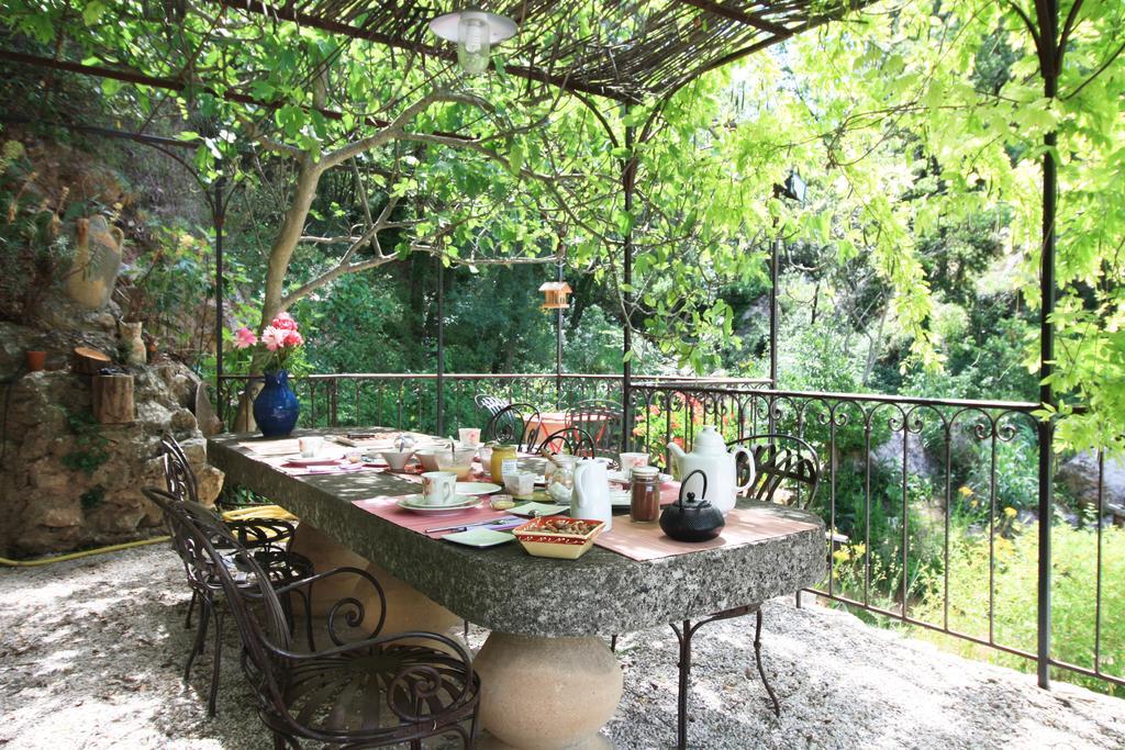 Le Moulin En Provence Bed and Breakfast Saint-Antonin-sur-Bayon Εξωτερικό φωτογραφία